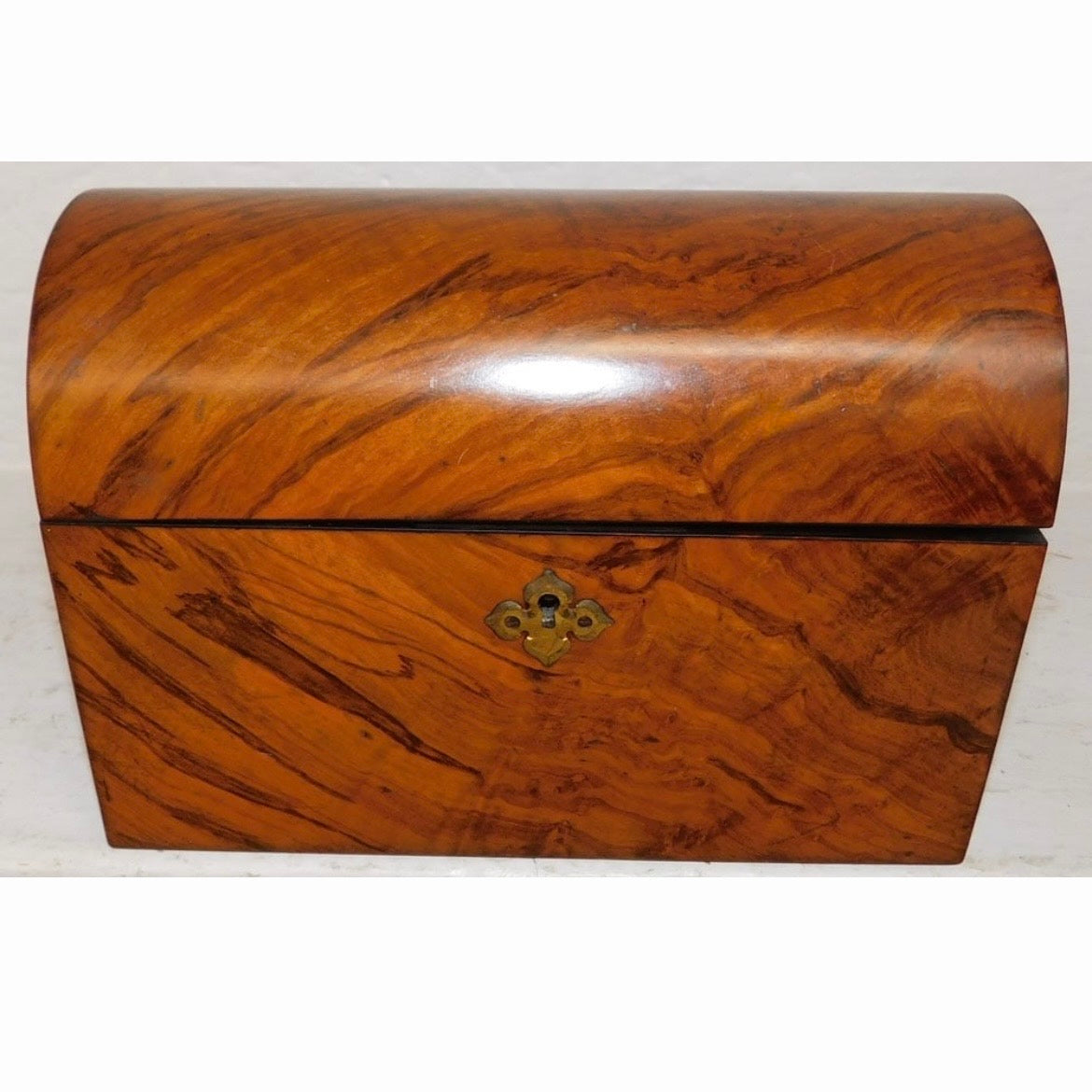 Antique 19th C Burl Walnut Box