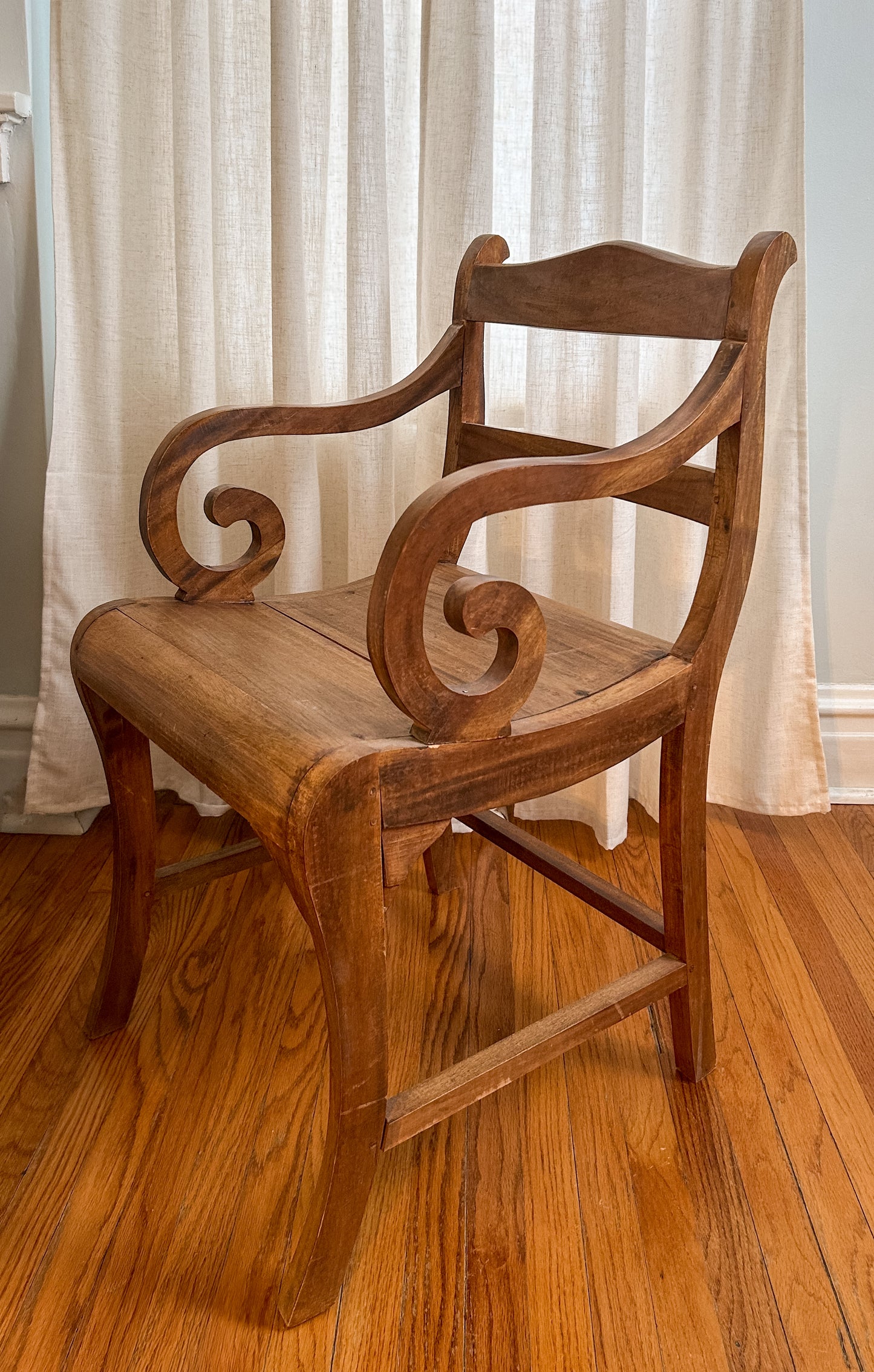 Regency Oak Scroll
Armchair/ Elbow Chair