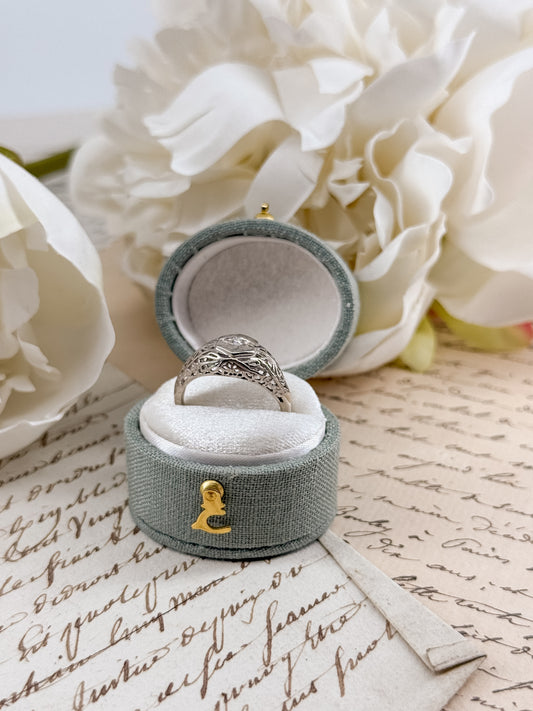 Antique 10K Gold Filigree and Diamond Ring