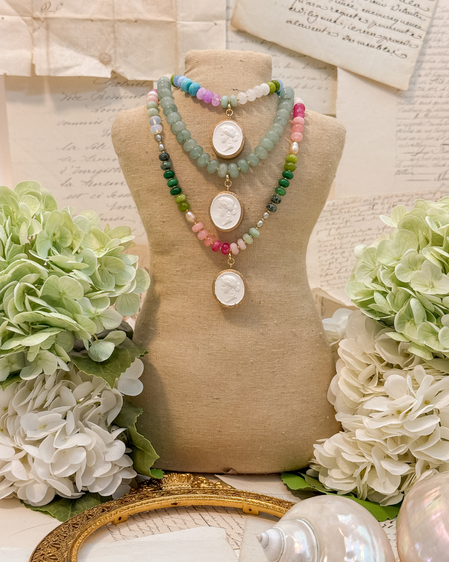 Intaglio Grove Gemstone Necklace | English Garden Collection | Hydrangea