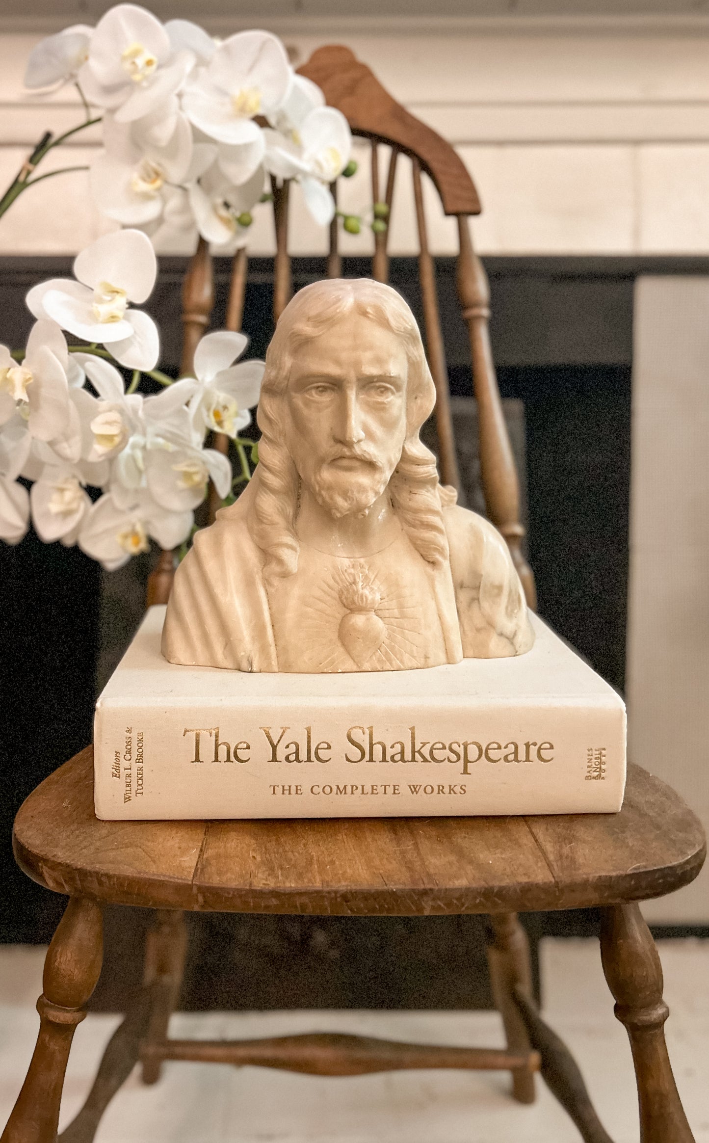 Alabaster Bust of the Sacred Heart of Jesus