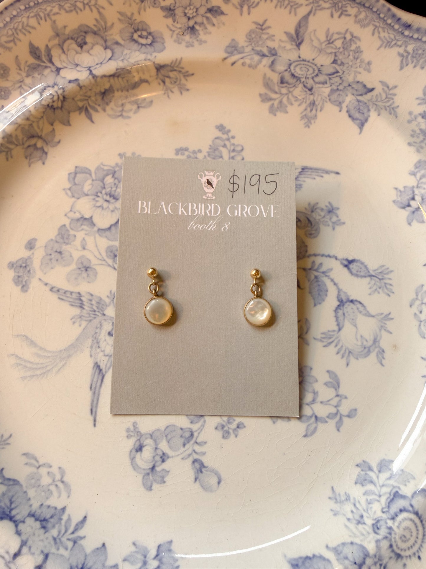 10K Yellow Gold Mother of Pearl Drop Dangle Earrings 2.2g