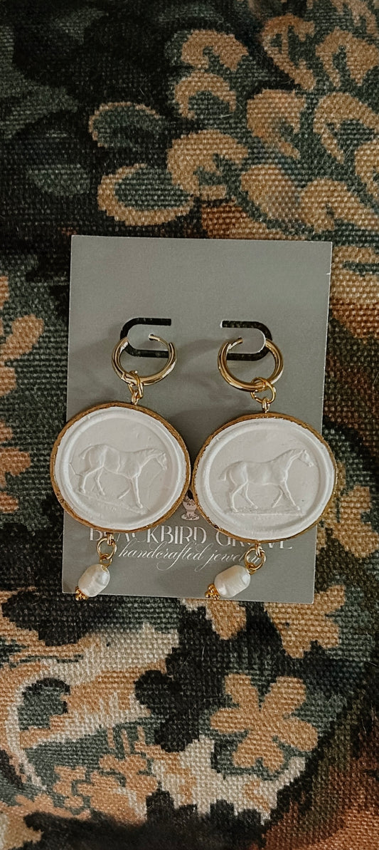 Intaglio Grove Earrings | Horse Motif with Pearl