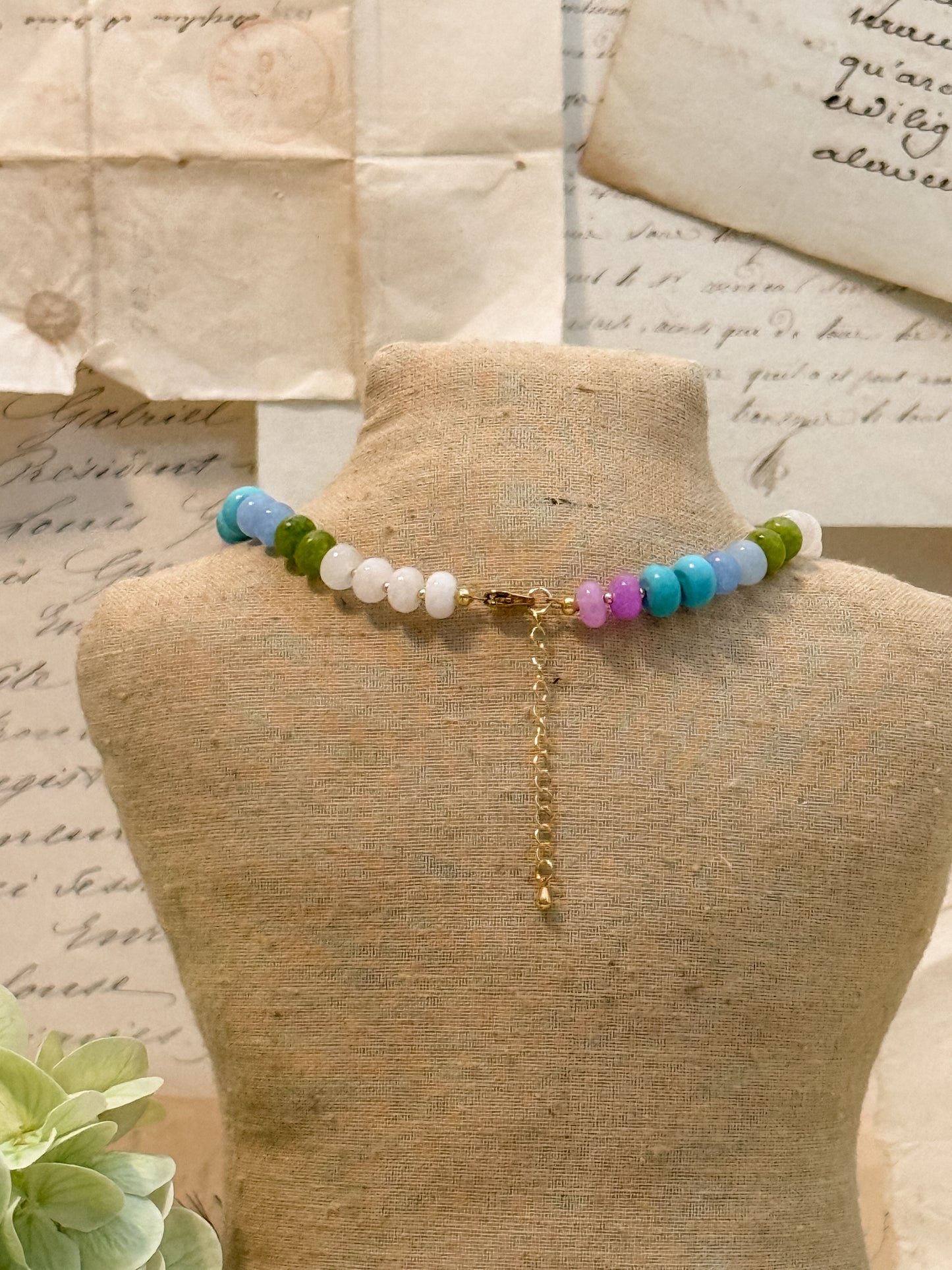 Intaglio Grove Gemstone Necklace | English Garden Collection | Hydrangea