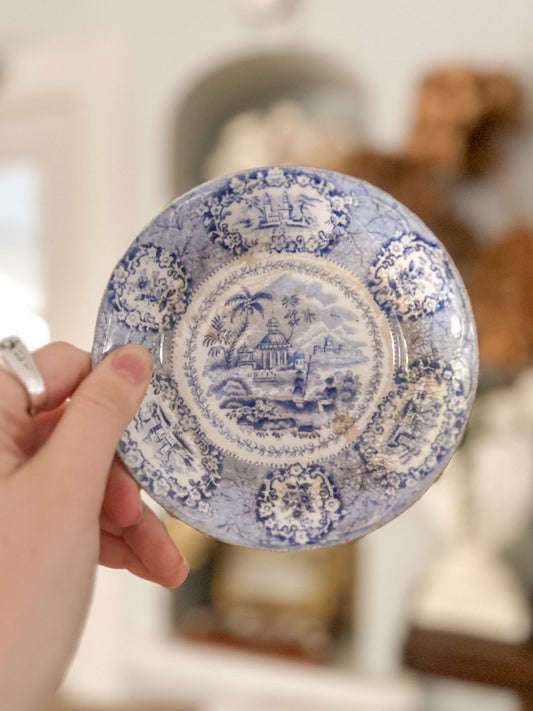 19th-Century Blue and White Transferware dish, “Oriental” Pattern by Ridgways