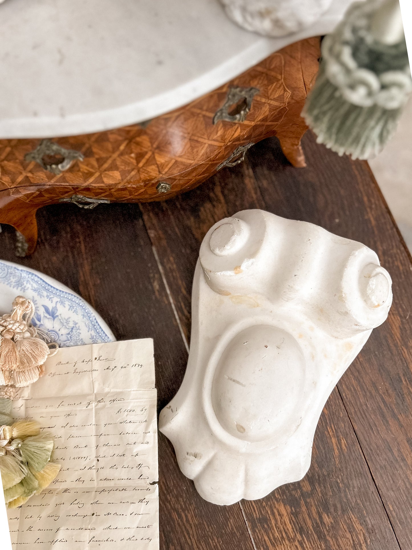 Antique Marble Fireplace Mantel Keystone Salvage with Oval Cartouche