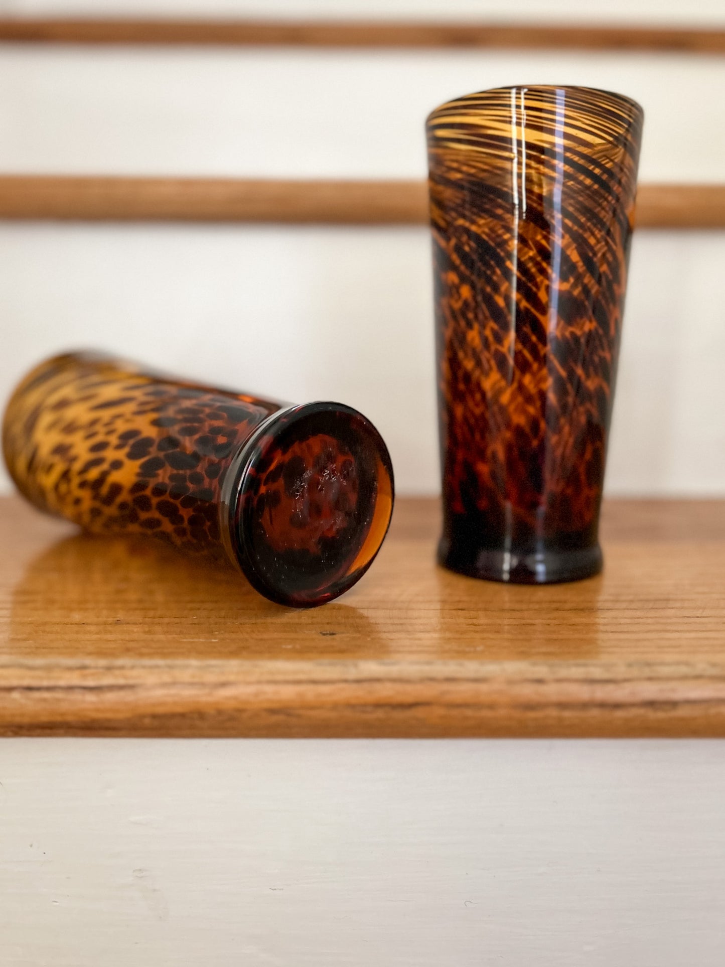 Vintage Tortoiseshell Glass Vase (1)