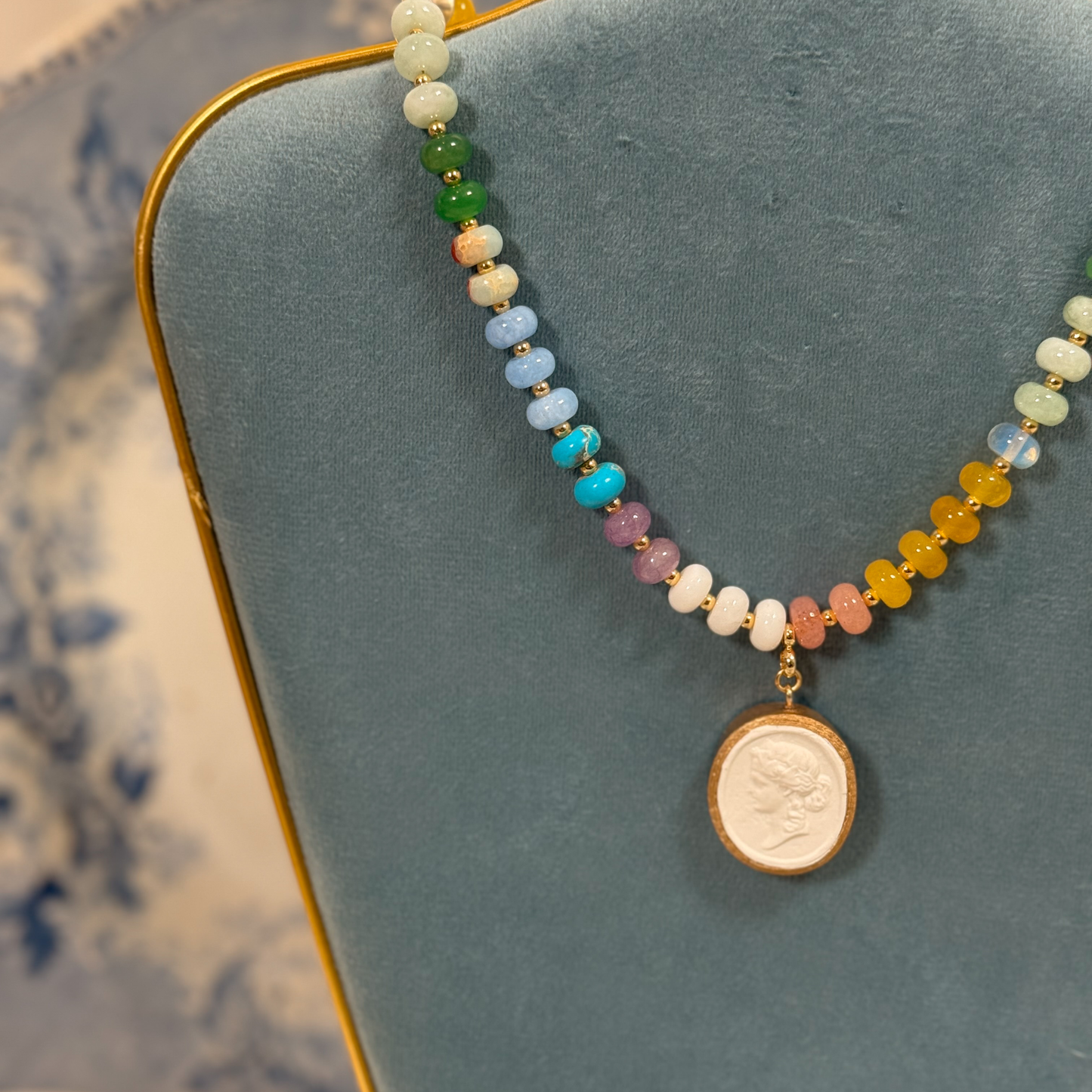 Intaglio Grove Gemstone Necklace | Portofino